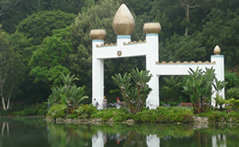 Lake Shrine