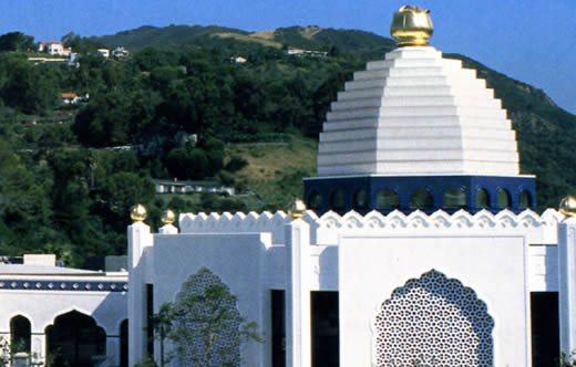 SRF Lake Shrine